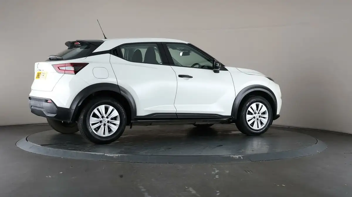2021-nissan-juke-10-dig-t-visia-big-59
