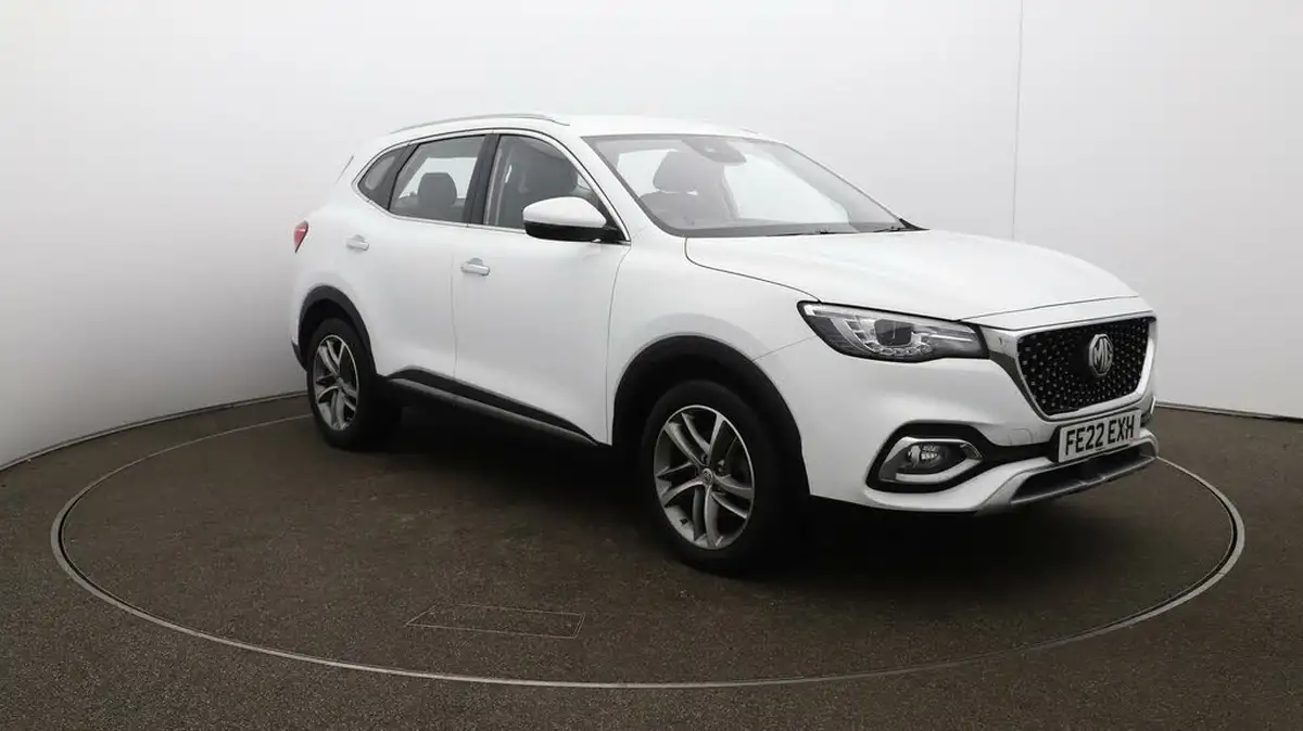 2022-mg-hs-15t-gdi-excite-162ps-big-41
