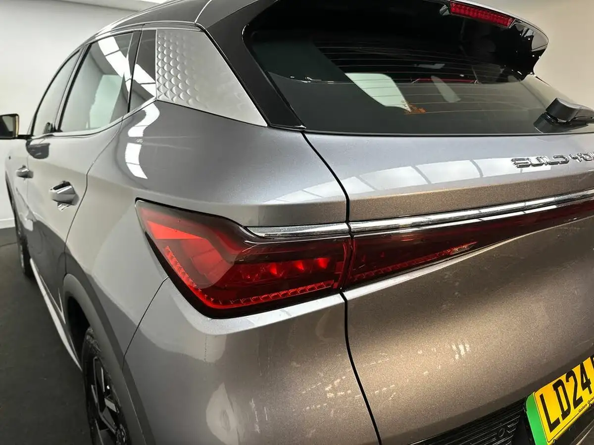 2024-byd-atto-3-e-design-big-32