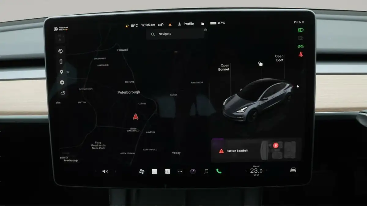 2022-tesla-model-3-e-long-range-big-11