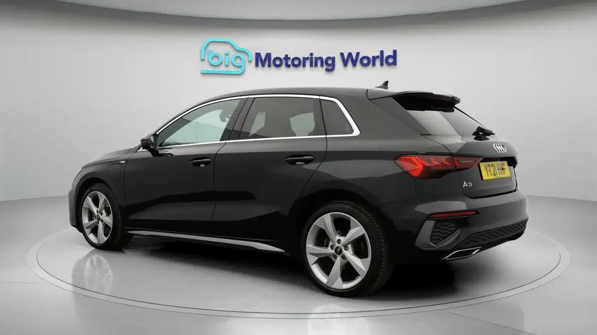 2021-audi-a3-14-40-tfsi-e-s-line-big-4