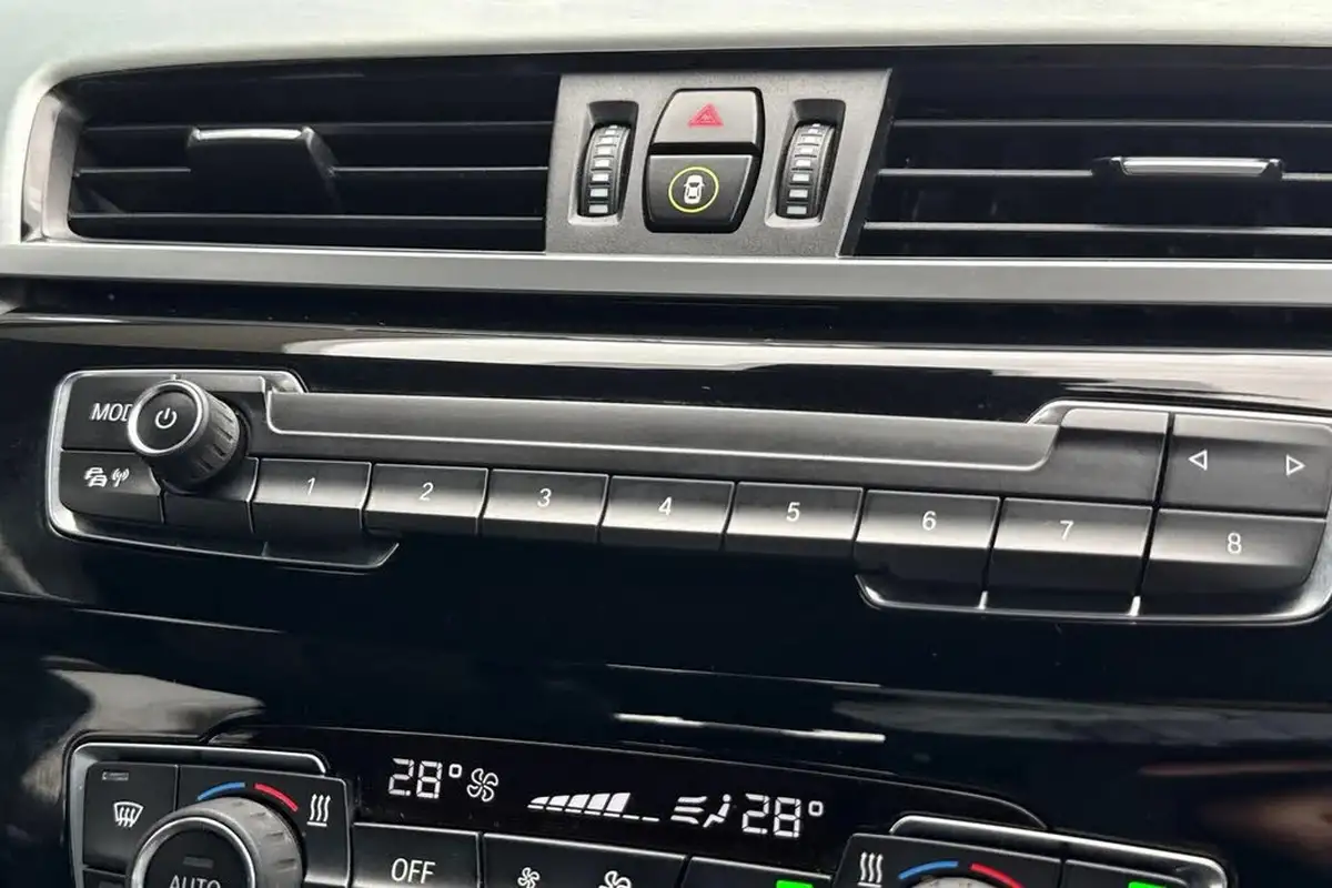 2019-bmw-x1-20-xdrive20i-m-sport-plus-pack-big-40
