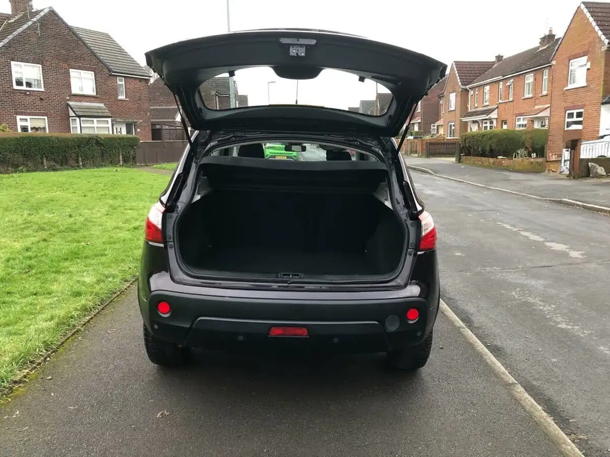 2012-nissan-qashqai-15td-acenta-big-40