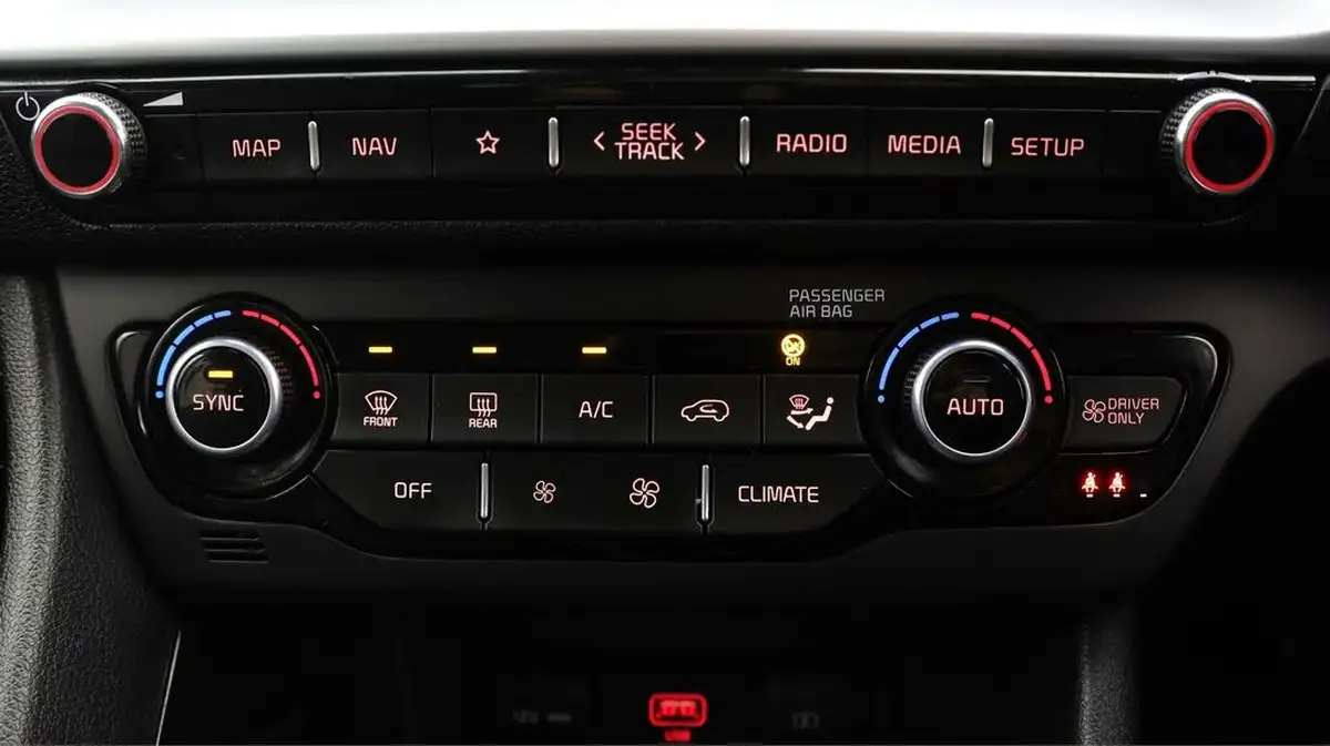 2021-kia-niro-16-gdi-phev-3-42in-cluster-big-11