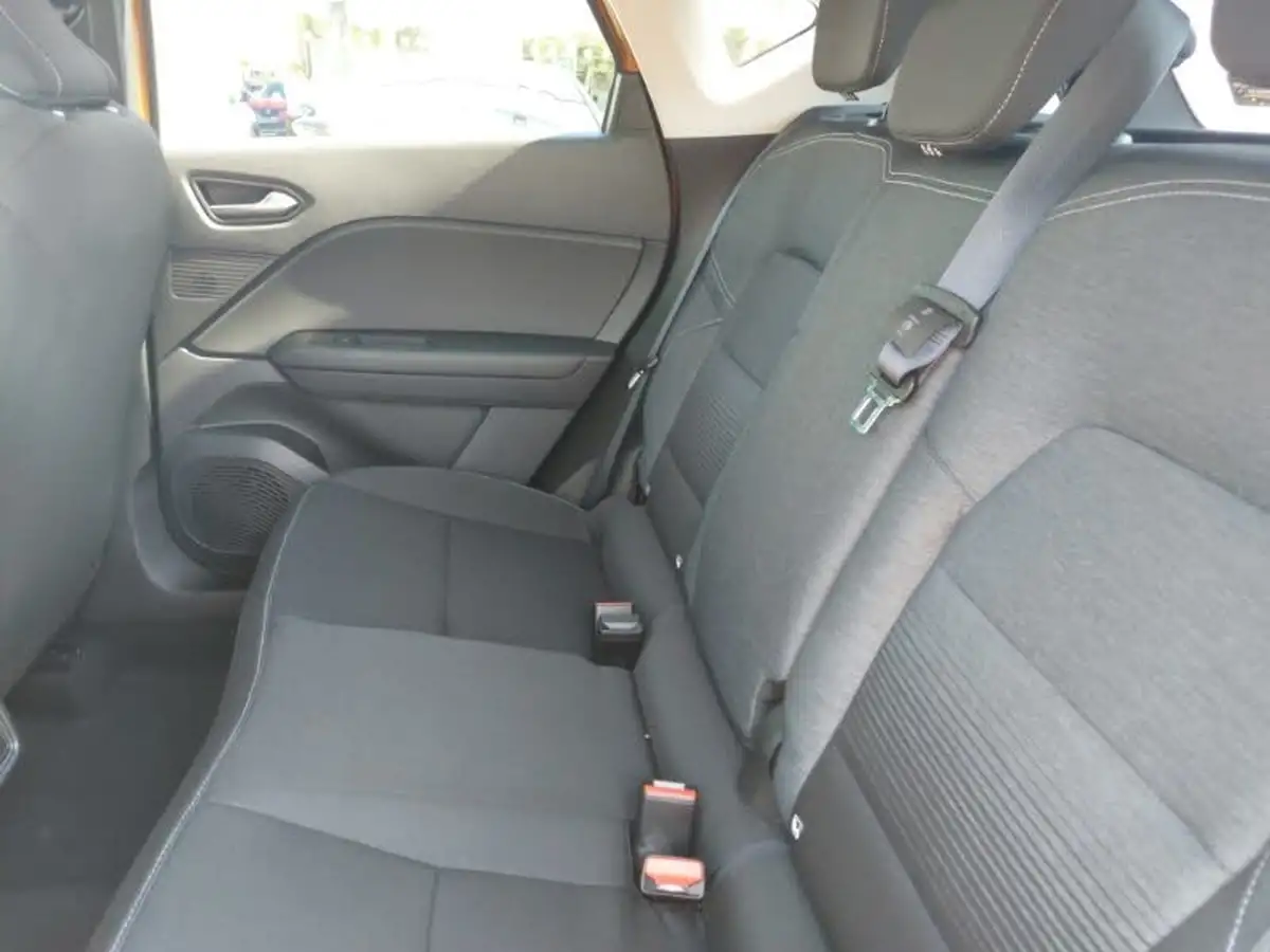 2021-renault-captur-10-tce-iconic-90ps-big-5
