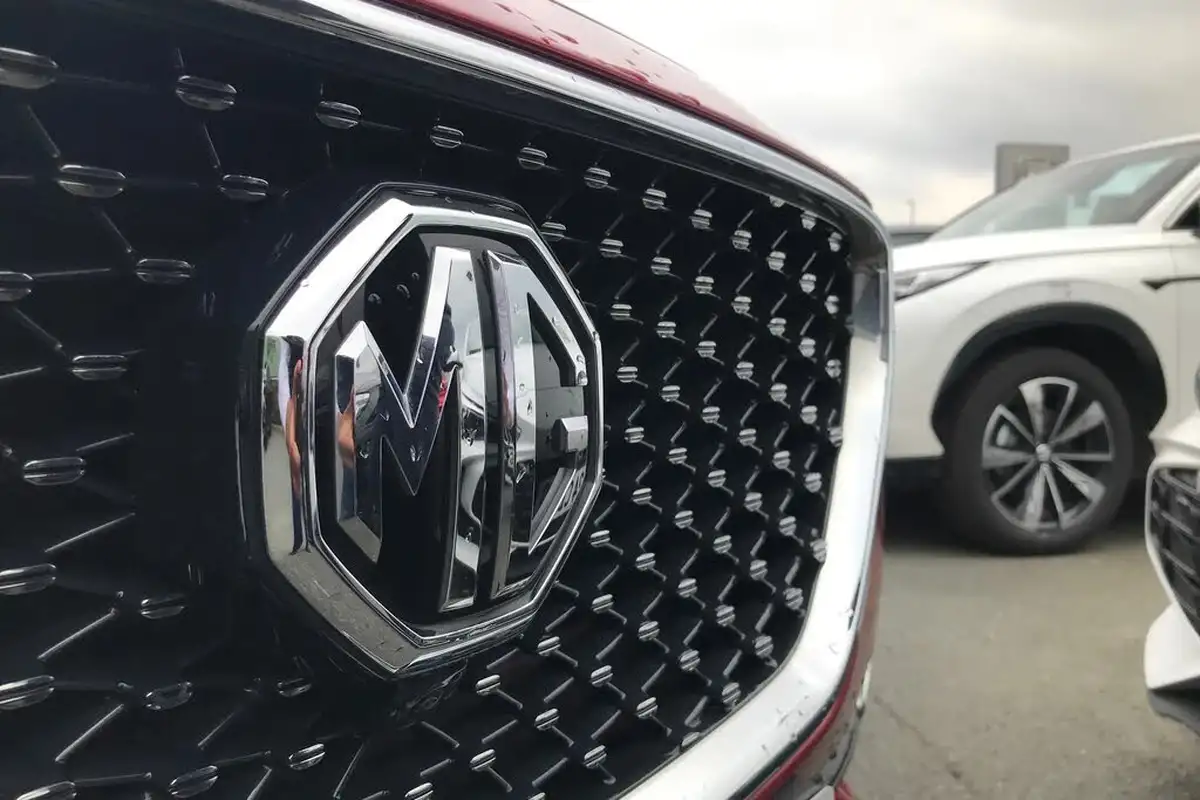 2021-mg-hs-15t-gdi-exclusive-258ps-plug-in-hybrid-auto-big-13