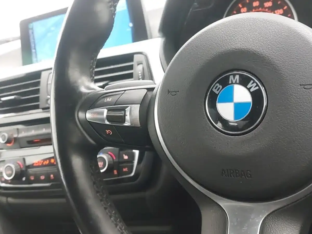 2014-bmw-4-series-20-420i-xdrive-m-sport-big-10