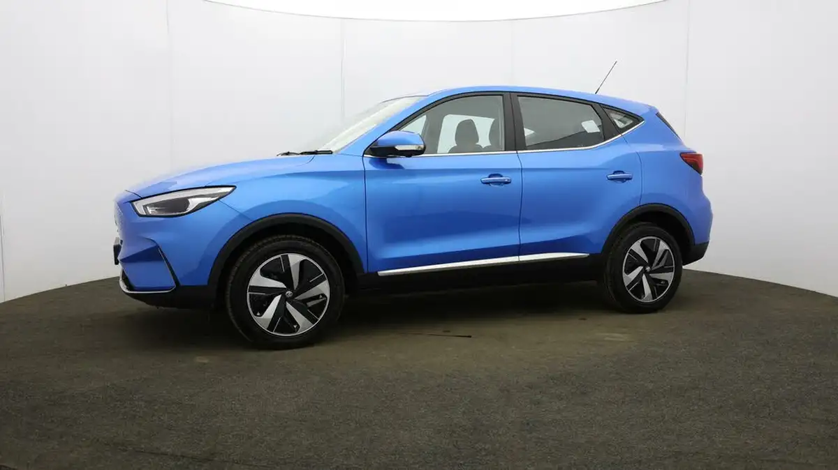 2024-mg-zs-suv-e-se-ev-176ps-big-32