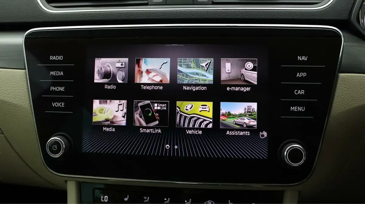 2021-skoda-superb-14-tsi-se-l-estate-big-10