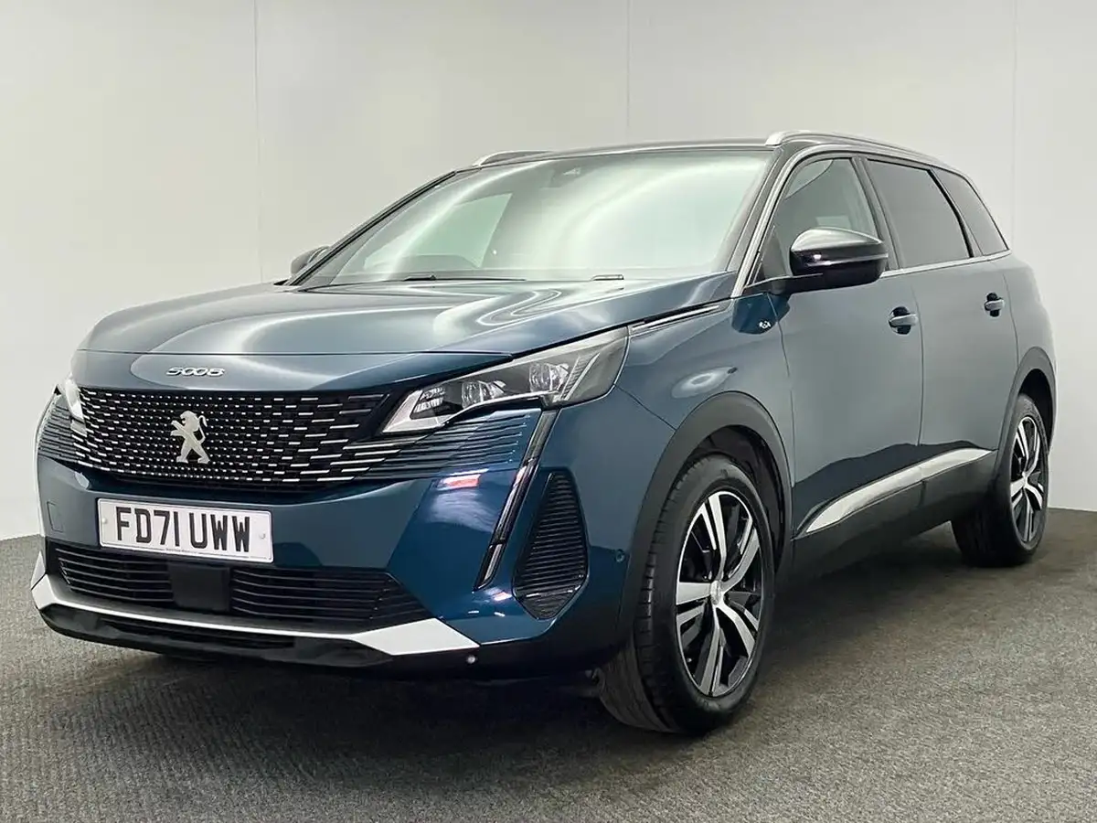 2022-peugeot-5008-suv-20-bluehdi-gt-180bhp-big-53