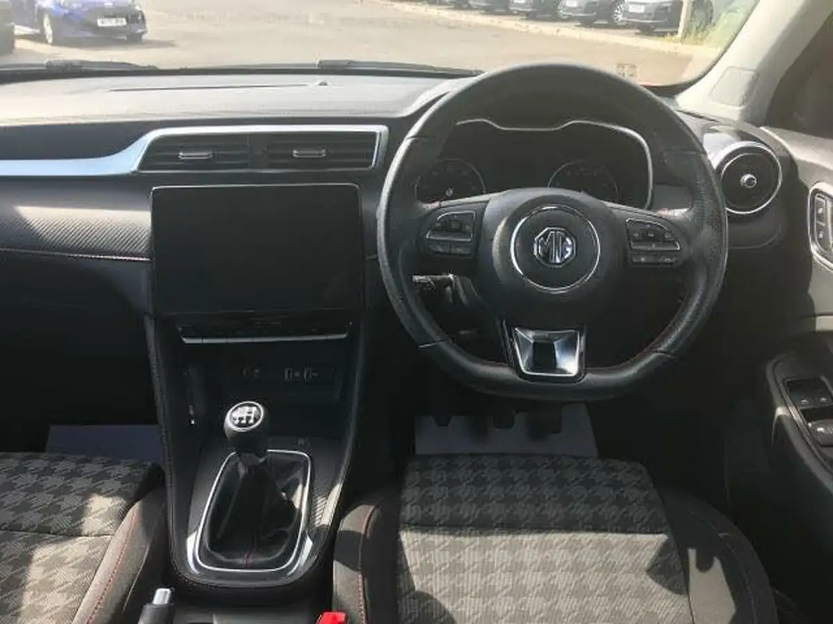 2023-mg-zs-suv-15-vti-tech-excite-big-17