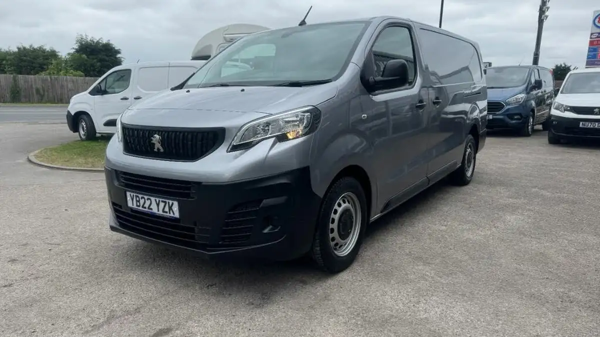 2022-peugeot-expert-20-bluehdi-professional-premium-long-1400-big-11