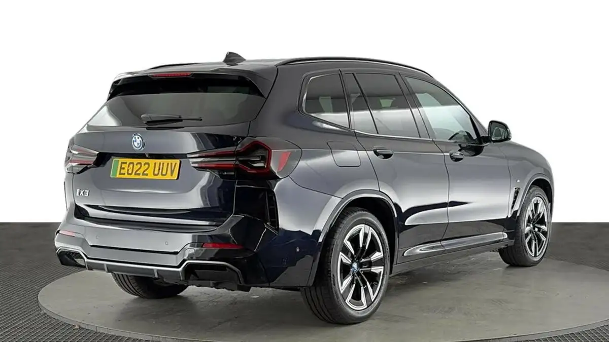 2022-bmw-ix3-e-m-sport-big-3
