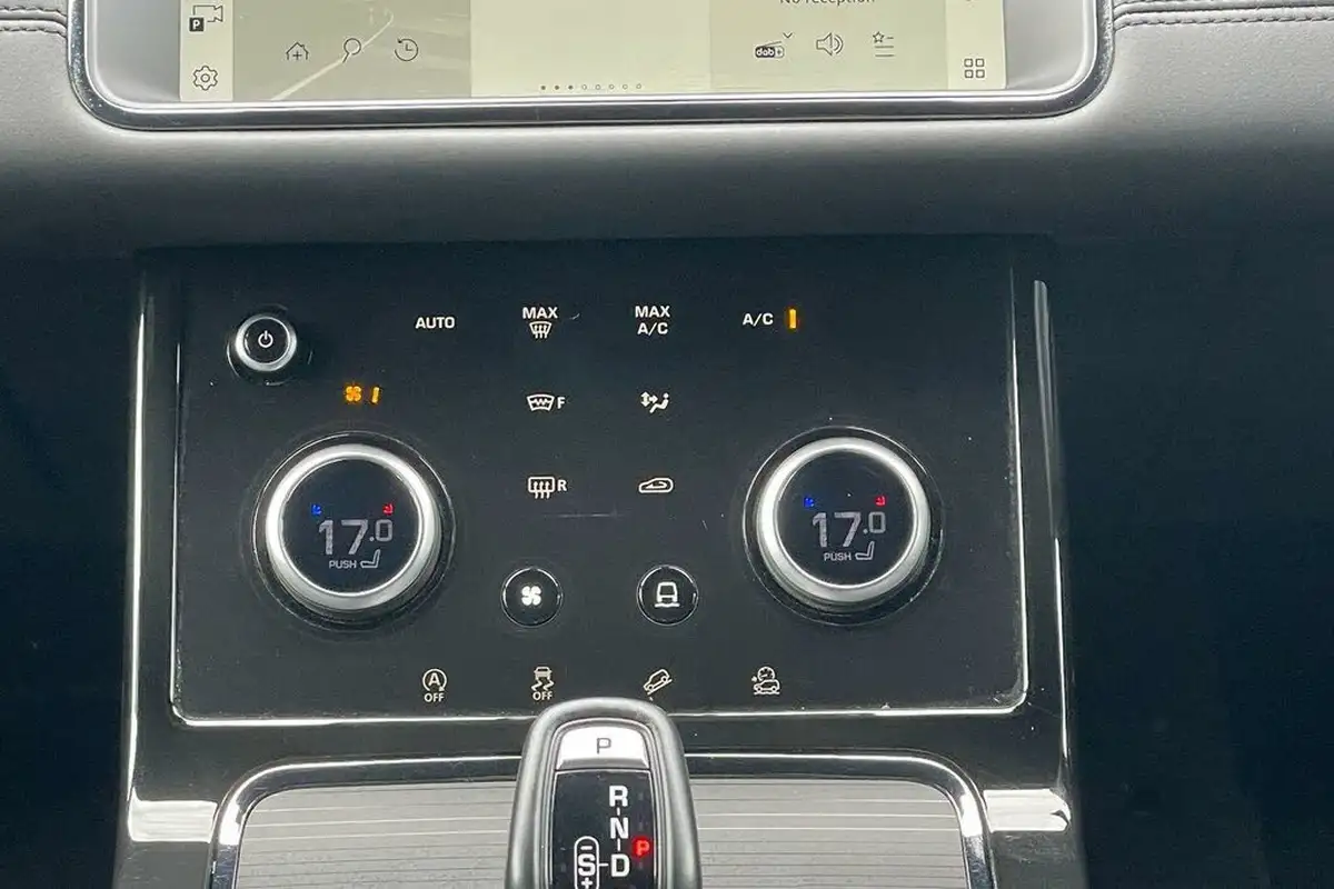 2022-land-rover-range-rover-evoque-20-d200-r-dynamic-se-big-15