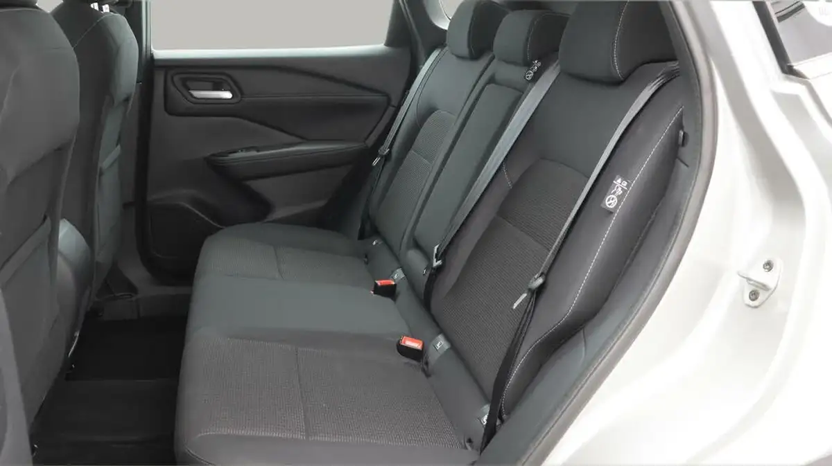 2022-nissan-qashqai-13-dig-t-acenta-premium-140ps-big-16