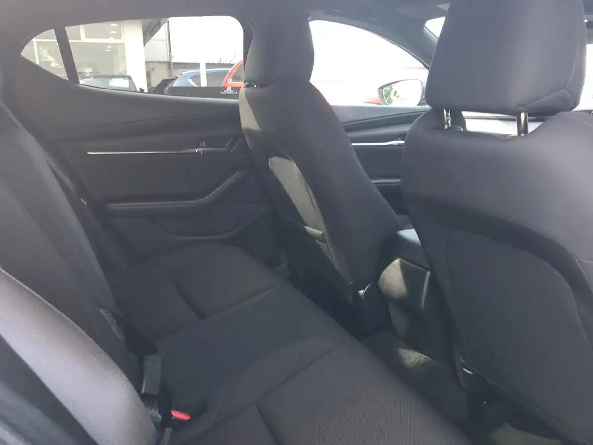 2022-mazda-mazda3-20-sport-lux-122ps-hatchback-5d-big-7