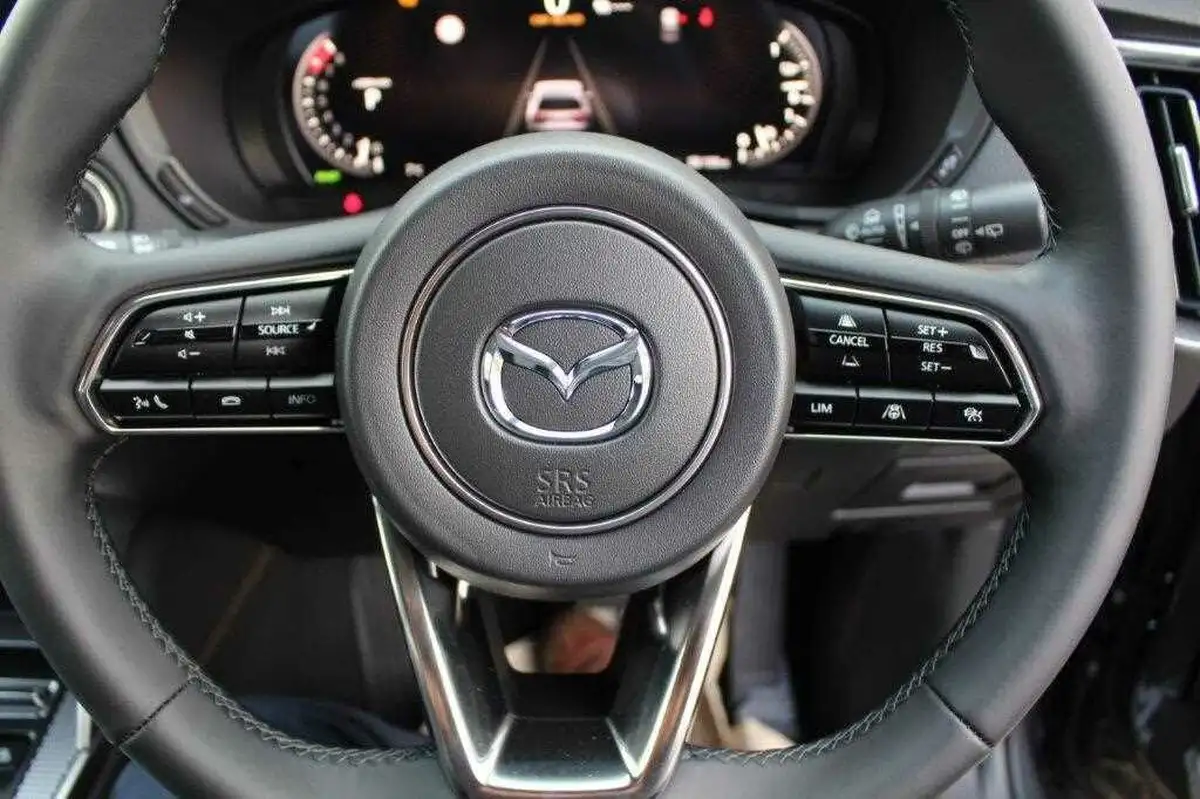 2024-mazda-cx-60-25-e-skyactiv-exclusive-line-big-18