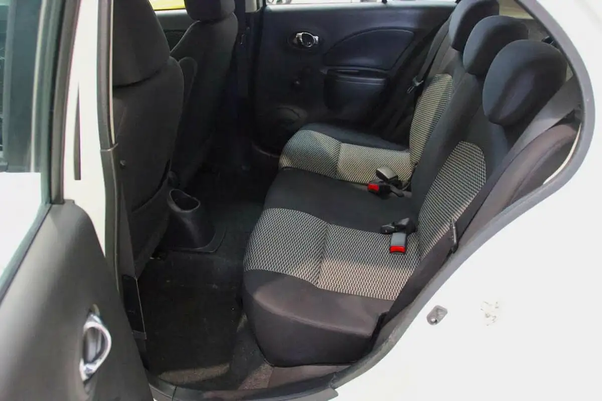2015-nissan-micra-12-acenta-80ps-big-11