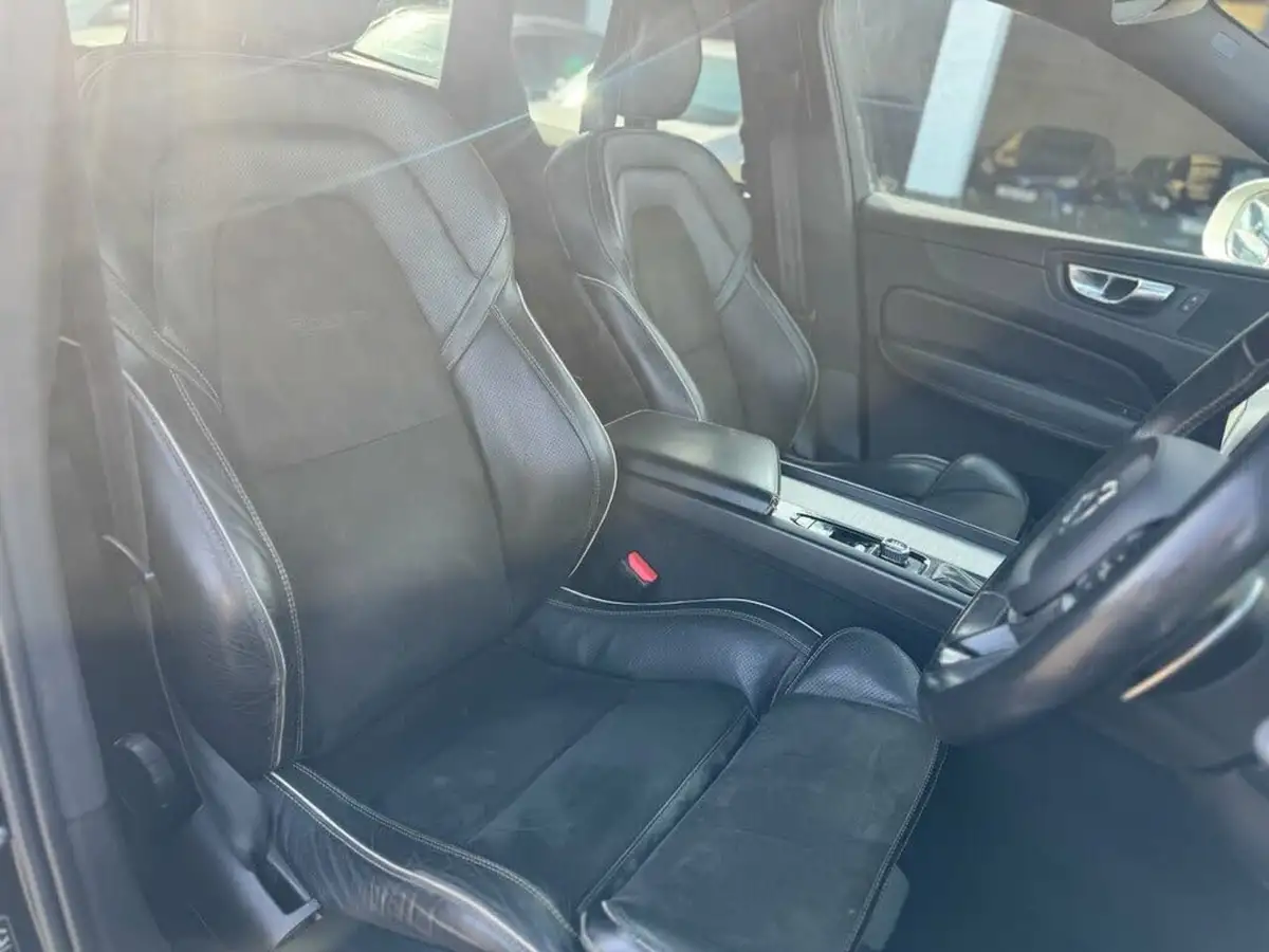 2018-volvo-xc60-20td-d5-r-design-powerpulse-4x4-big-8