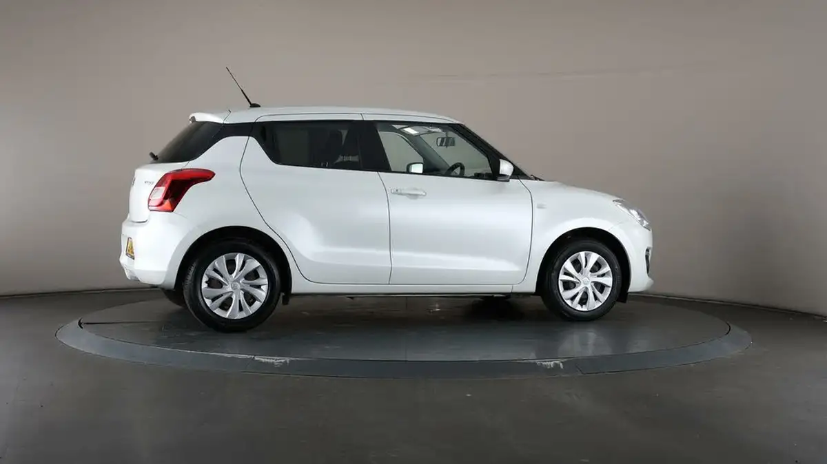 2019-suzuki-swift-12-dualjet-attitude-big-60