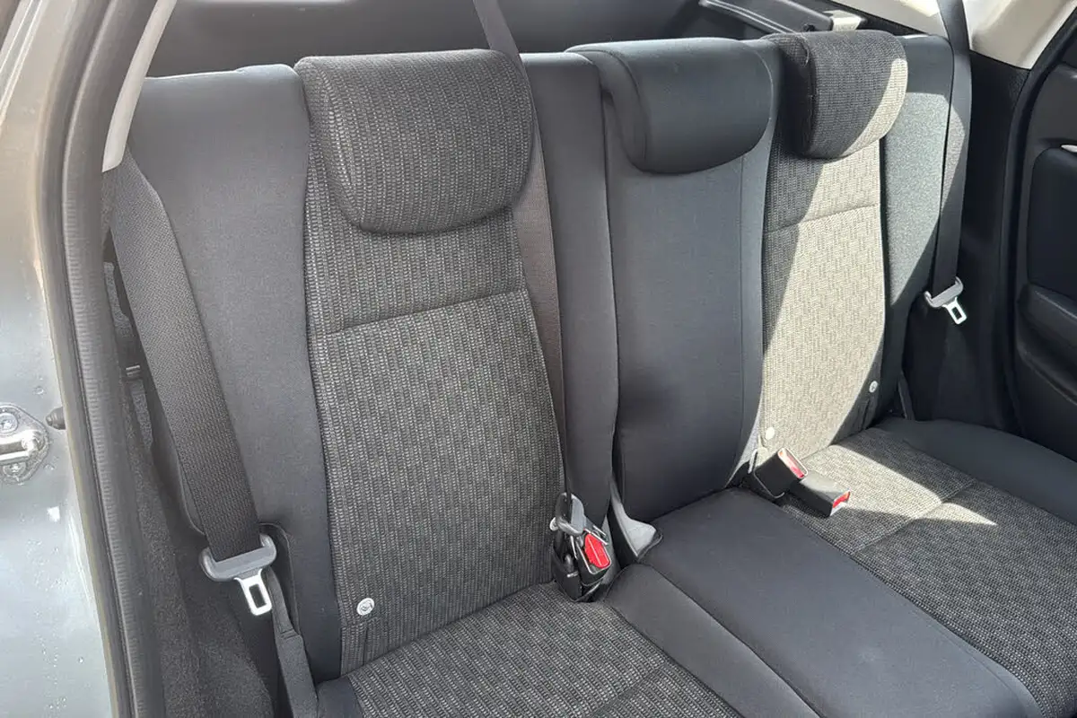 2016-honda-jazz-13-i-vtec-se-big-11