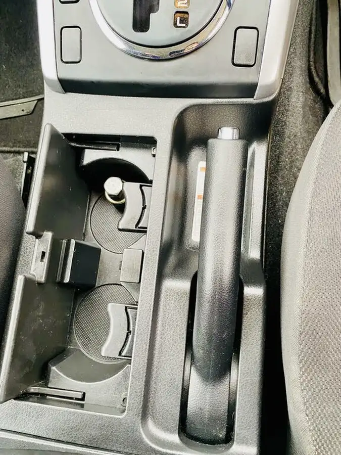 2010-suzuki-grand-vitara-24-sz4-3d-auto-big-13