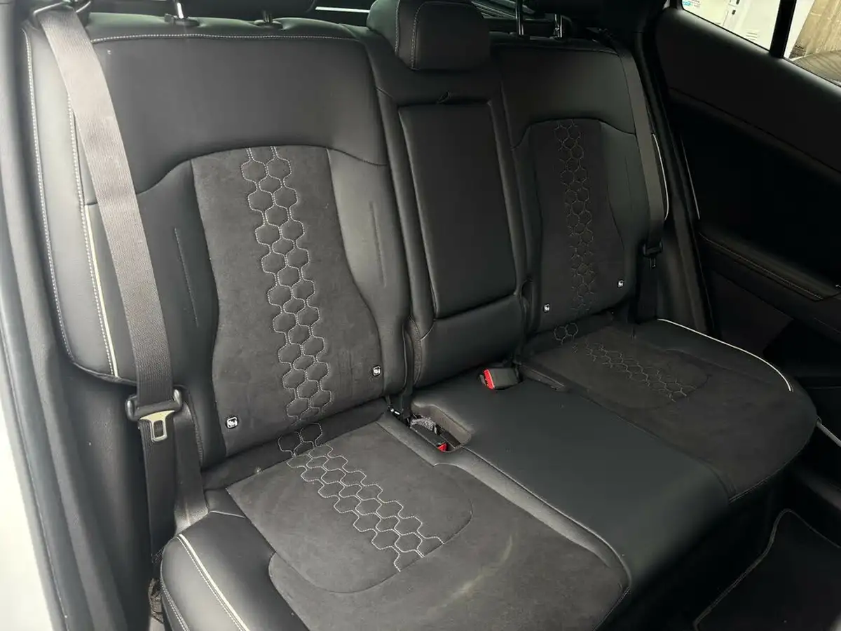 2022-kia-sportage-16-t-gdi-gt-line-148bhp-1598cc-big-15