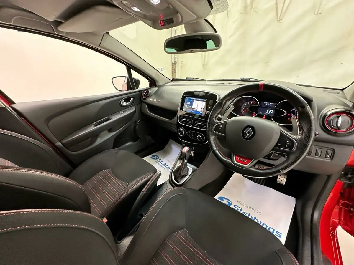 2018-renault-clio-16-turbo-renaultsport-nav-220-trophy-big-16