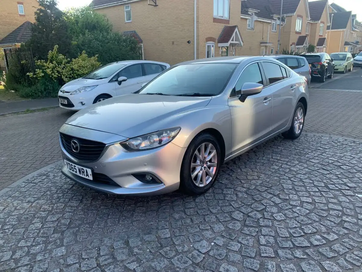 2015-mazda-mazda6-22td-se-l-nav-saloon-4d-big-2