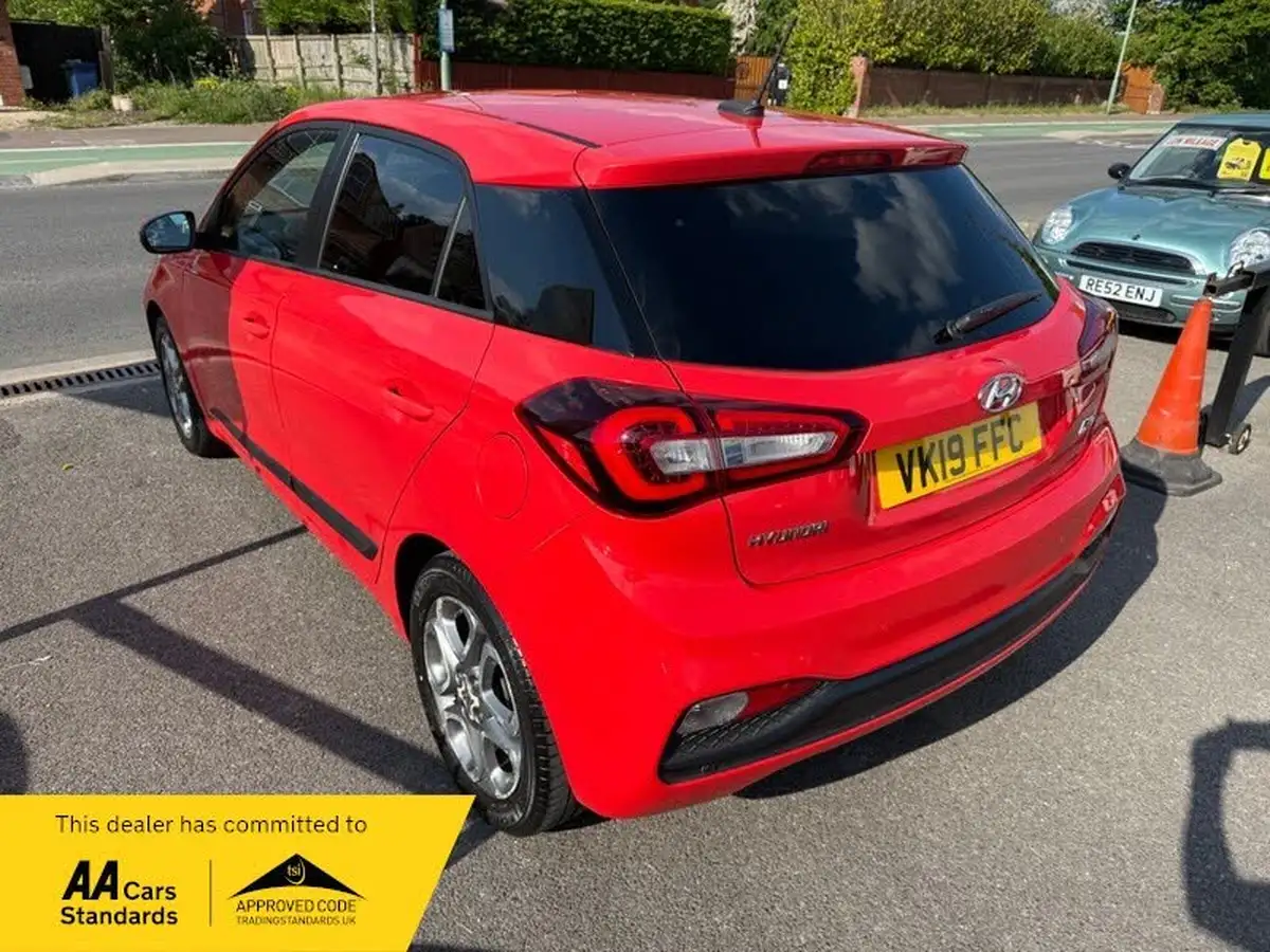 2019-hyundai-i20-10-t-gdi-premium-nav-isg-hatchback-5d-big-5