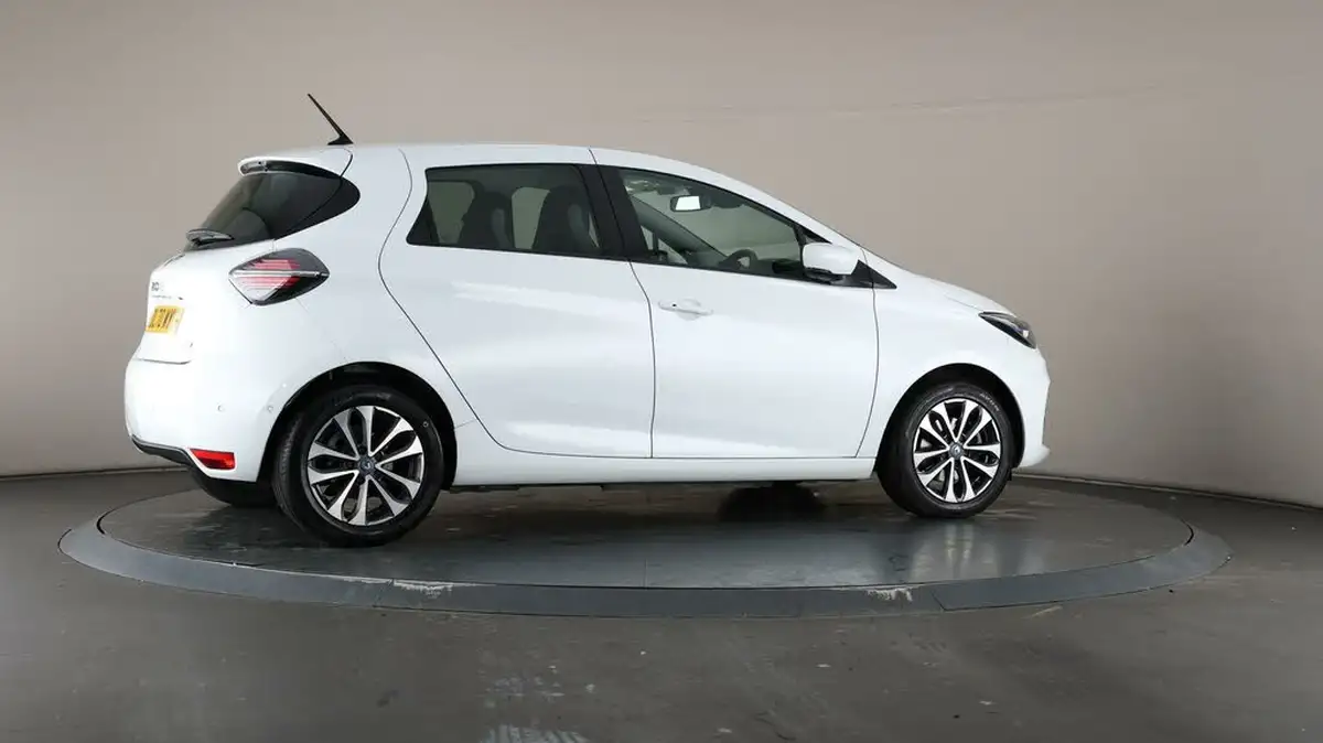 2020-renault-zoe-e-i-gt-line-rapid-charge-big-63