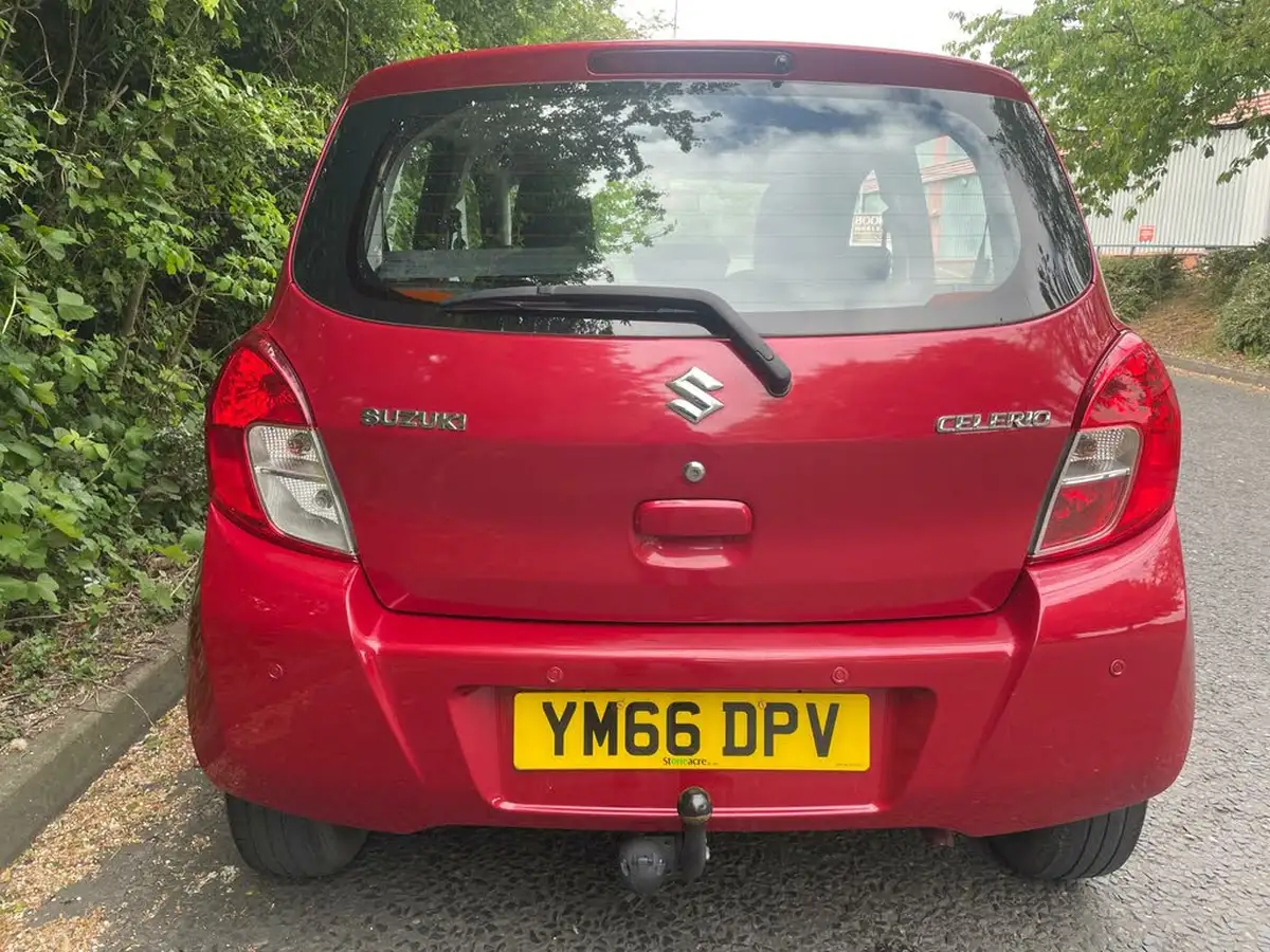 2017-suzuki-celerio-10-sz2-big-4