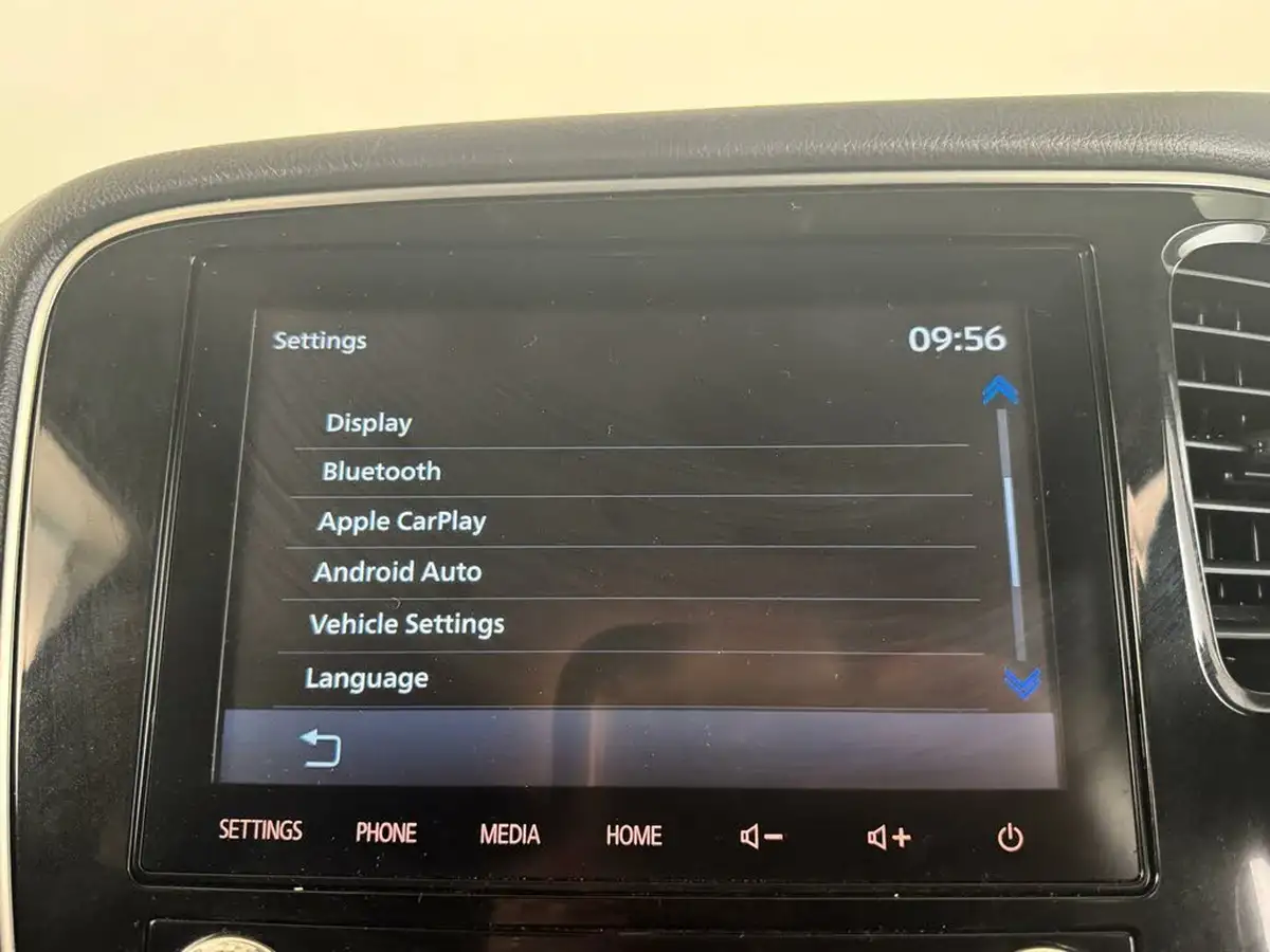 2021-mitsubishi-outlander-24-dynamic-safety-phev-big-30