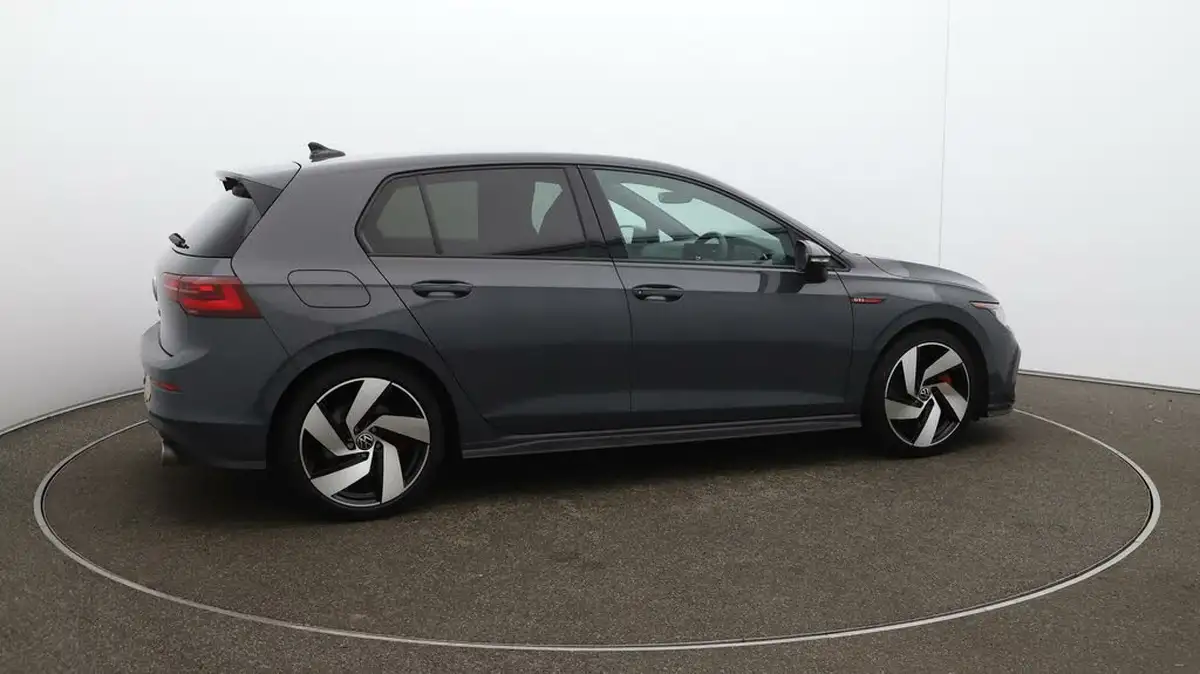 2022-volkswagen-golf-20-tsi-gti-dsg-big-45