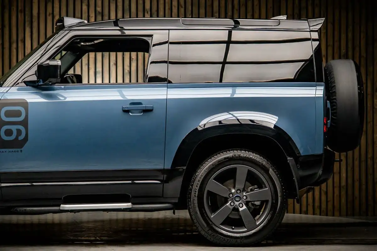 2023-land-rover-90-defender-30-d250-x-dynamic-hse-big-17