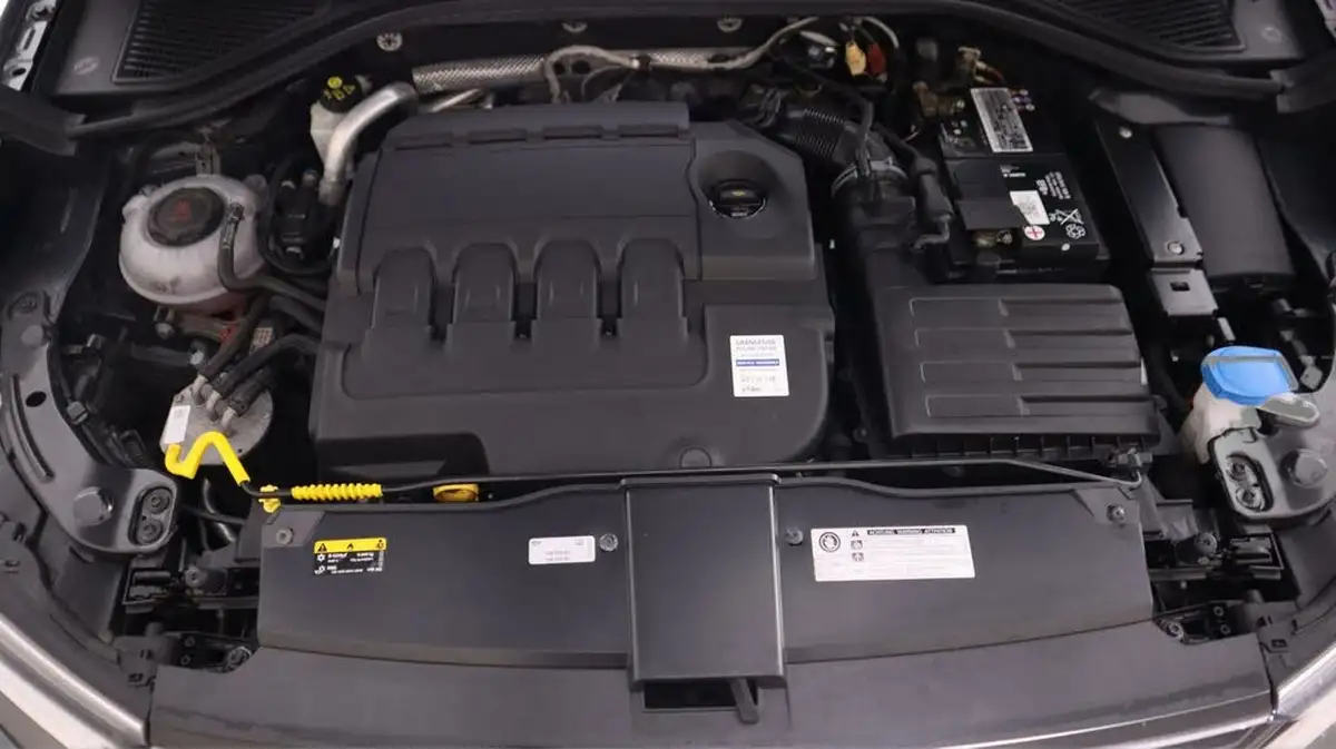 2020-volkswagen-t-roc-20tdi-sel-big-19