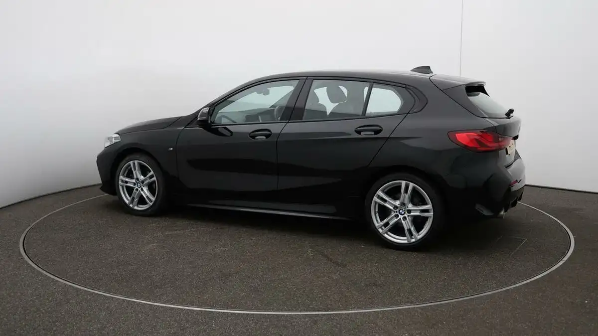 2022-bmw-1-series-15-118i-m-sport-lcp-big-45
