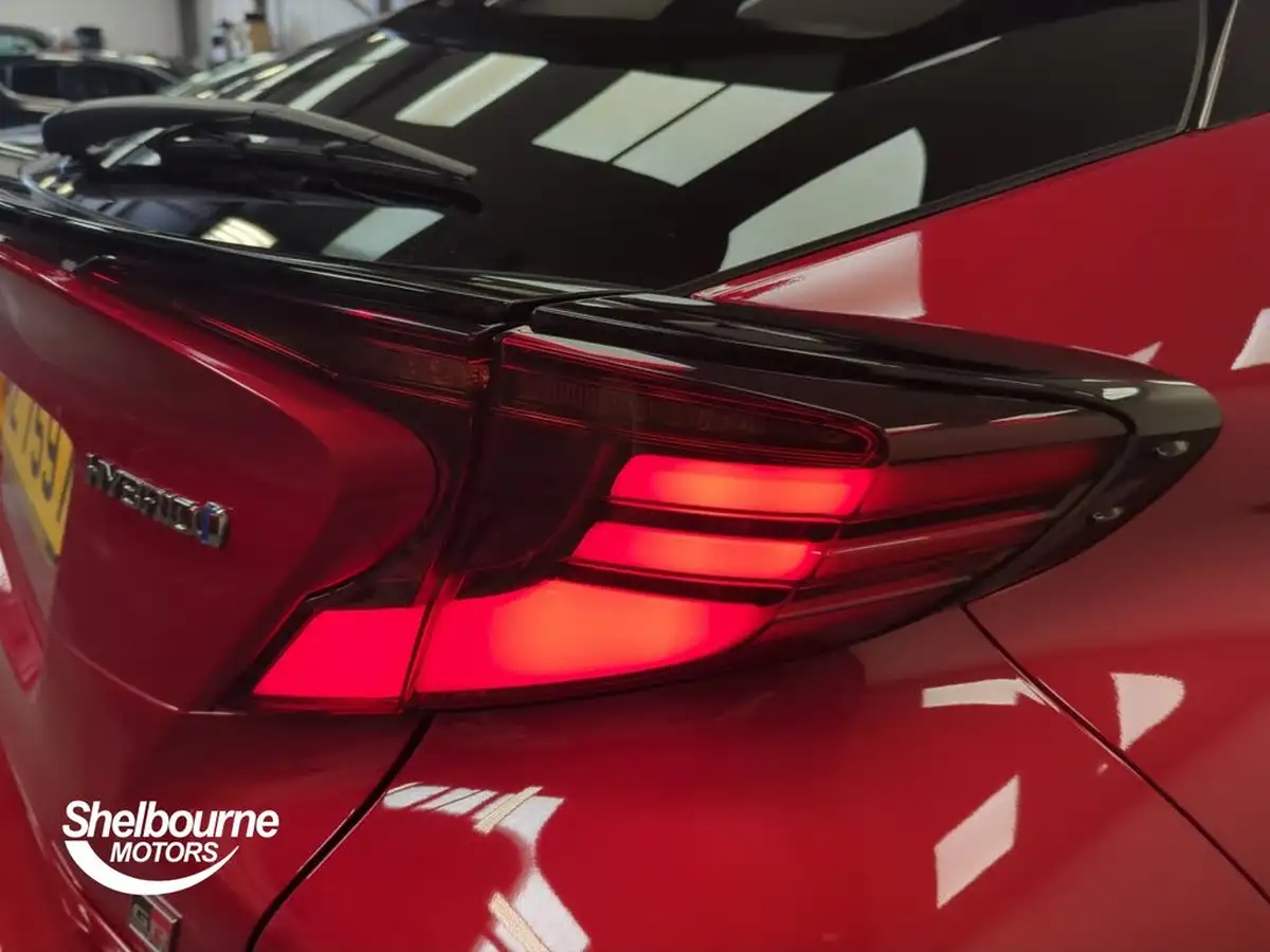 2023-toyota-c-hr-18-vvt-i-gr-sport-big-18