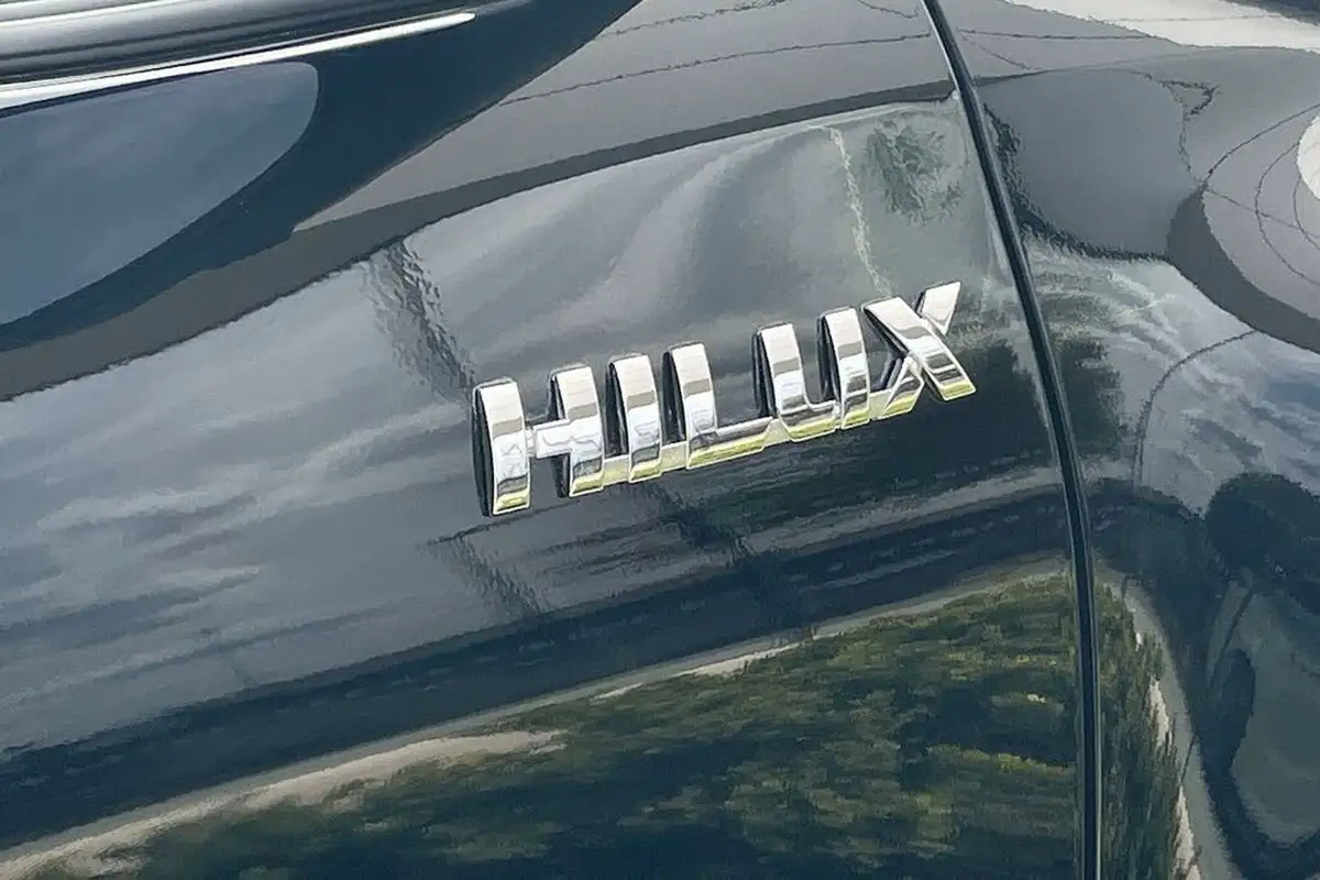 2022-toyota-hi-lux-28d-4d-invincible-x-204hpeu6d-2755cc-auto-big-54