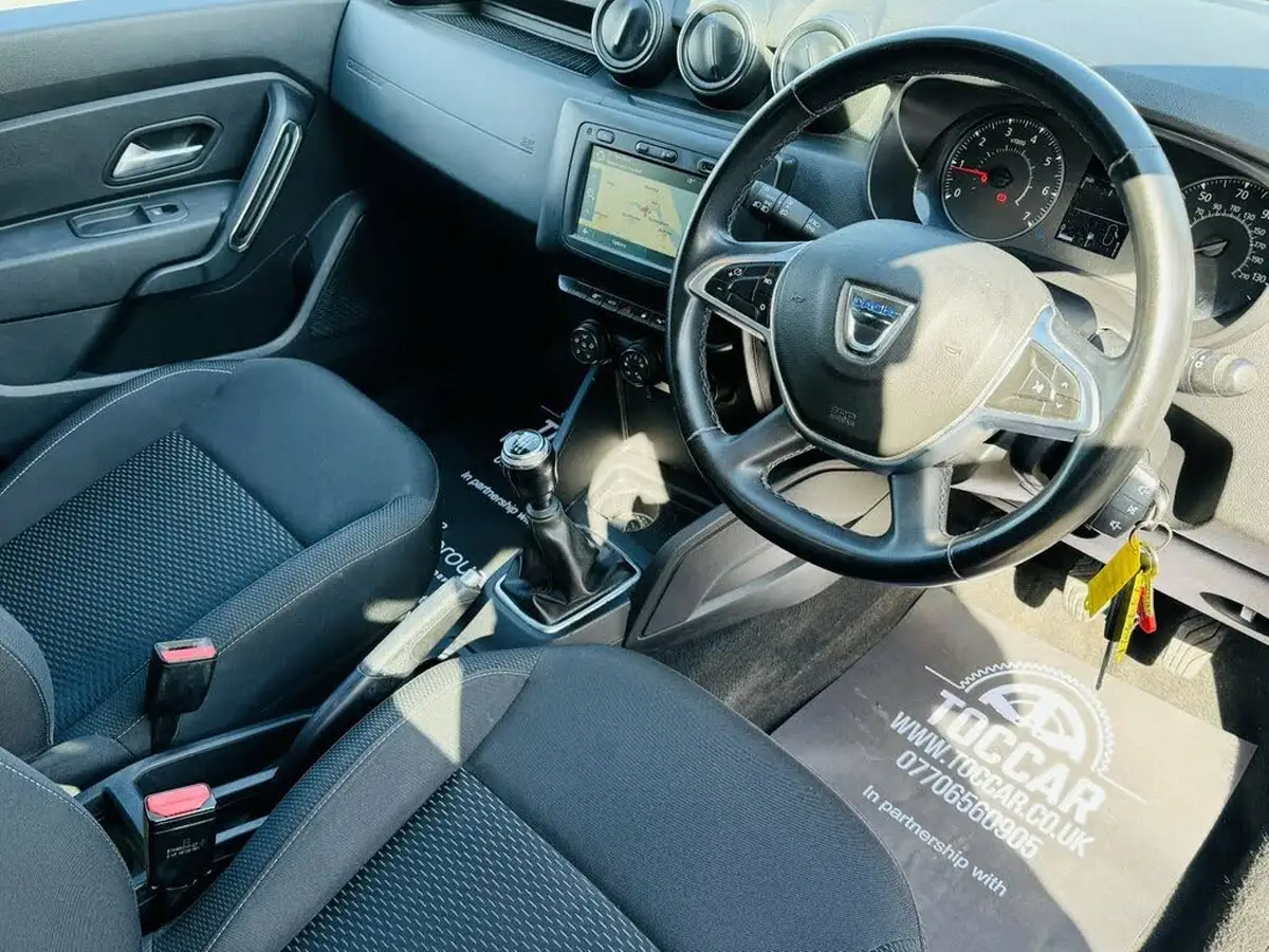 2021-dacia-duster-10-tce-comfort-100bhp-bi-fuel-station-wagon-5d-big-9