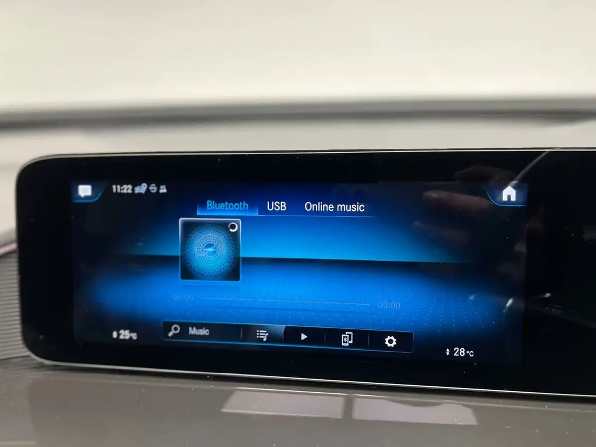 2021-mercedes-benz-eqc-e-eqc-400-amg-line-premium-plus-big-25