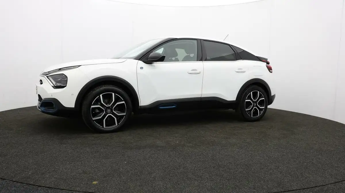 2022-citroen-c4-e-shine-plus-big-57