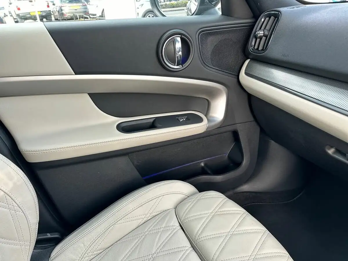 2021-mini-countryman-15-cooper-exclusive-auto-big-33