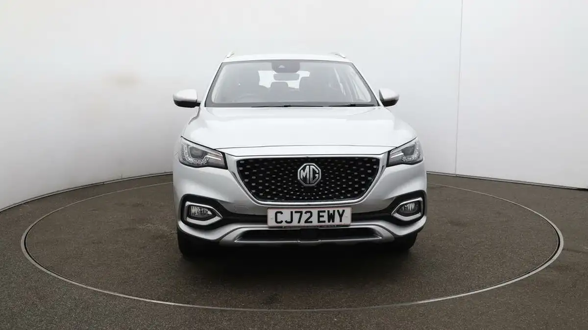 2023-mg-hs-15t-gdi-excite-162ps-big-37