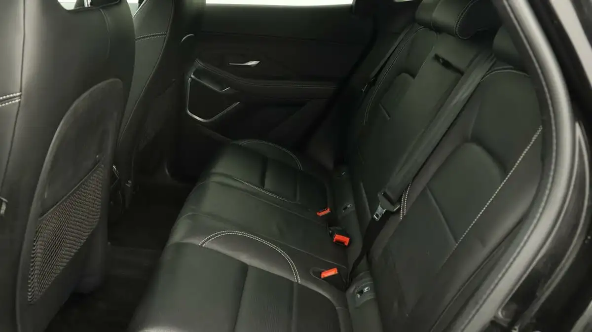 2021-jaguar-e-pace-20-d200-r-dynamic-black-big-15