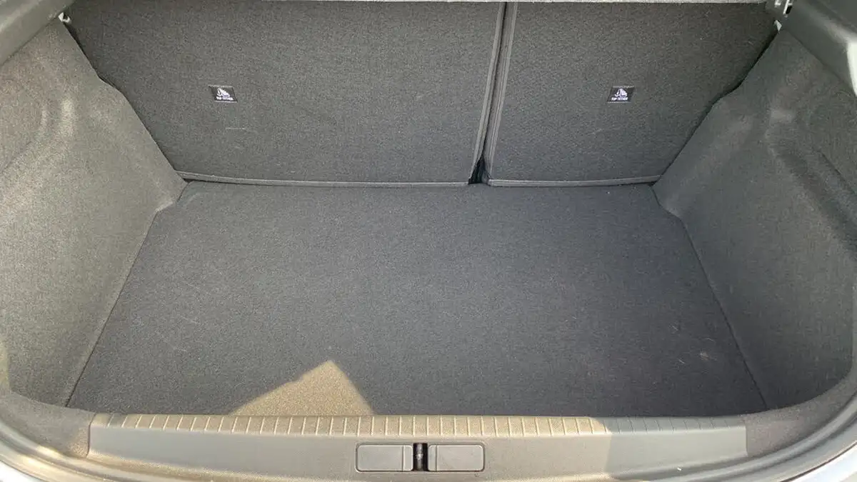 2024-peugeot-208-12-puretech-allure-big-18