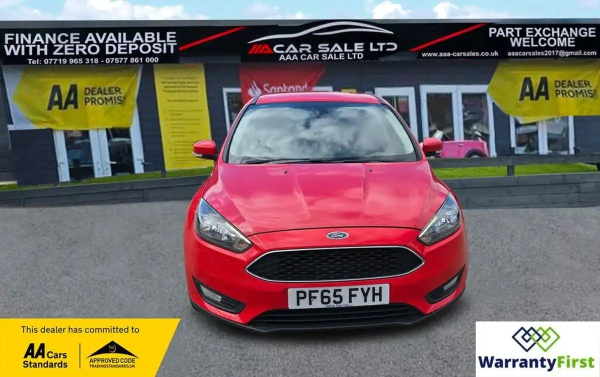 2015-ford-focus-10t-zetec-125ps-hatchback-big-3