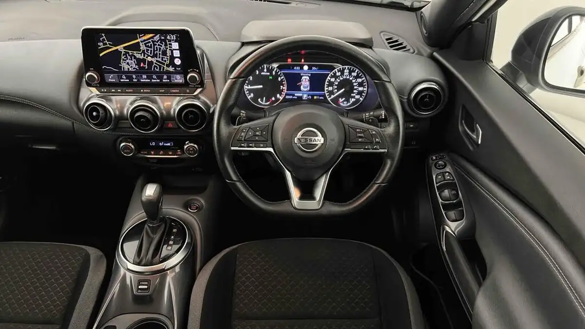 2022-nissan-juke-10-dig-t-n-connecta-dct-big-17