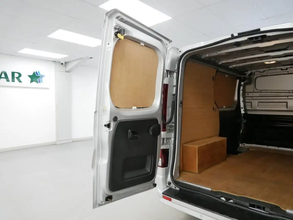 2019-renault-trafic-16dci-sl27-120-premier-edition-panel-big-26