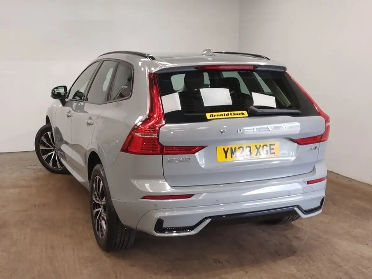 2023-volvo-xc60-20-b5-plus-big-1